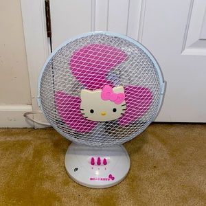 Hello kitty desk fan.